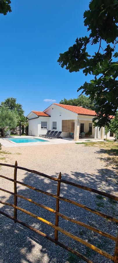 Villa Nevera Omišalj المظهر الخارجي الصورة