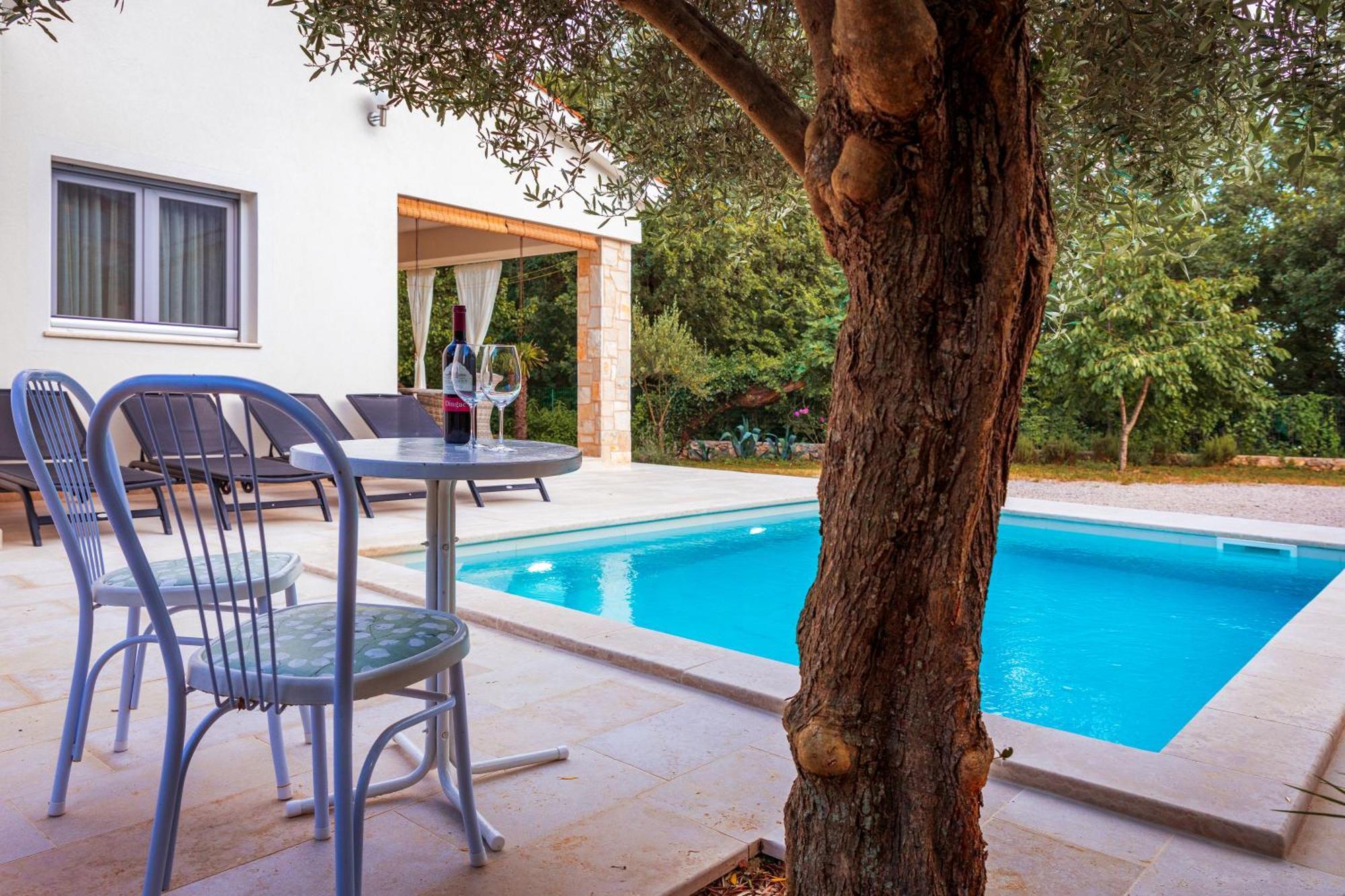 Villa Nevera Omišalj المظهر الخارجي الصورة